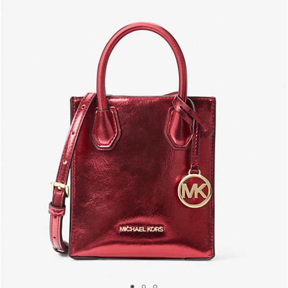 Michael Kors Handbags - MICHAEL KORS Mercer Extra-Small Crossbody Bag NWT LAST DAY $100 JULY 25th 🤑